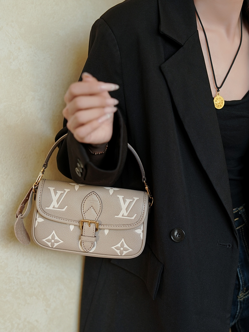 LV