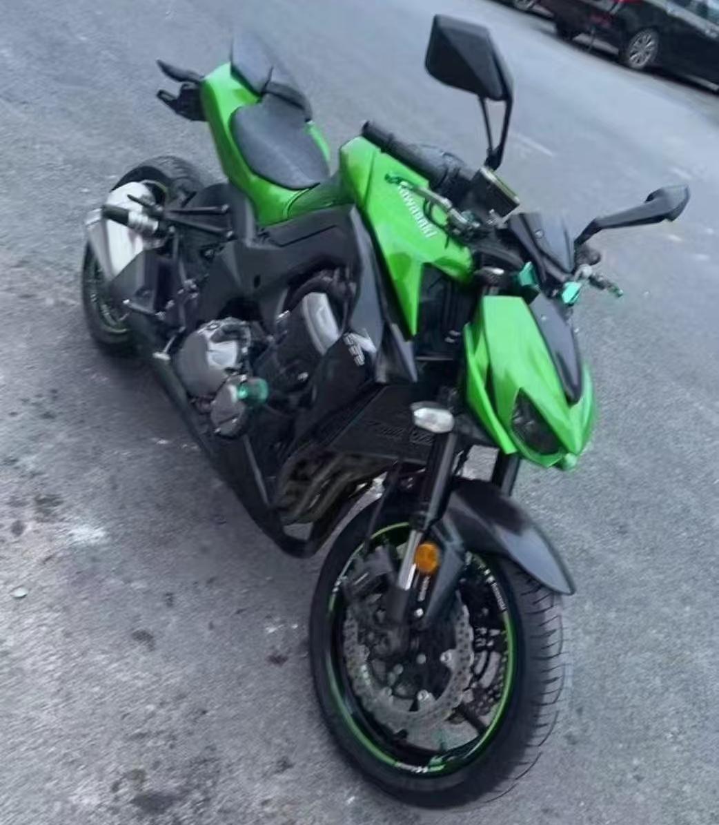 Kawasaki 16-17 Z1000