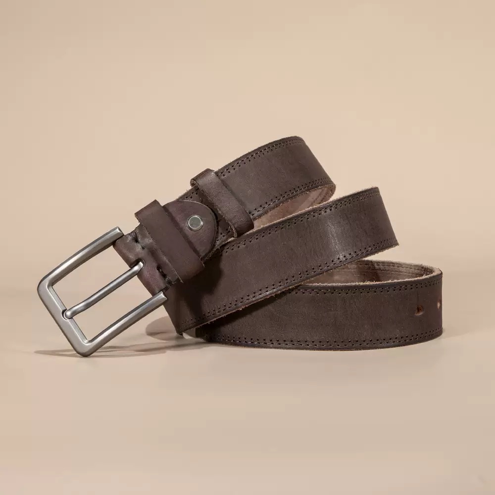The factory supplies genuine leather belts, men's style, vintage, made of real leather, suitable for boutique wholesale.