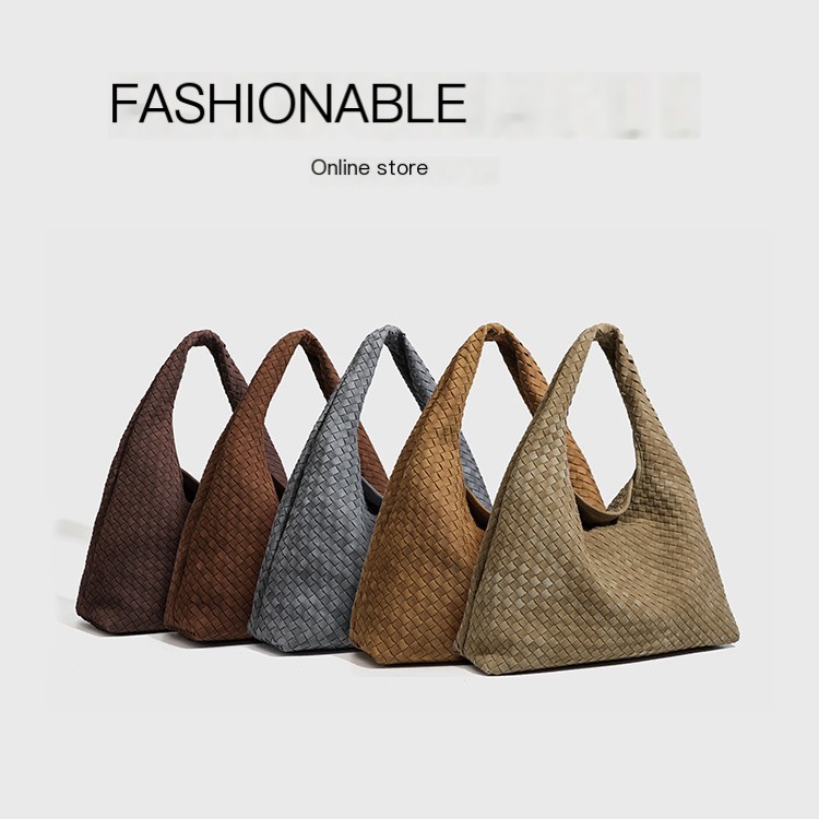 New woven tote bag for women, Korean style vintage large capacity single shoulder handbag, fashionable underarm bag with a high-end bucket feel