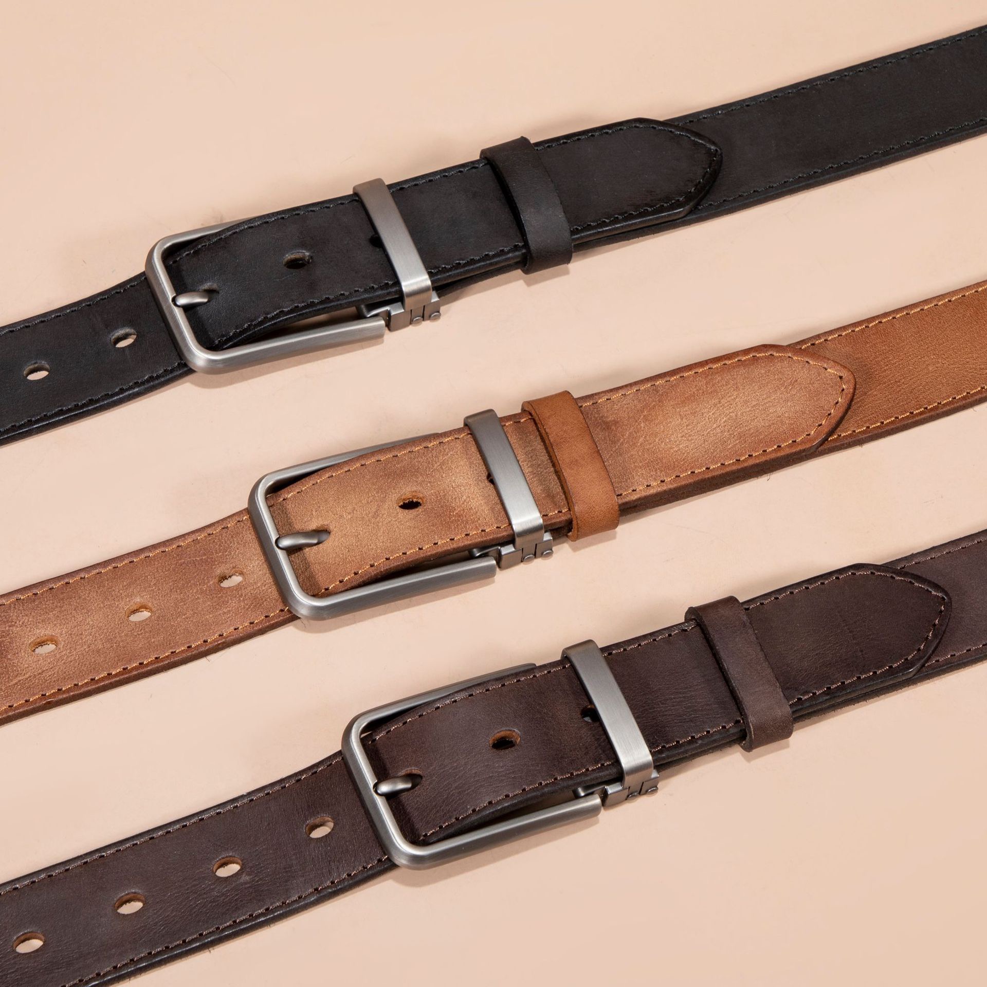 The factory supplies genuine leather belts, men's style, genuine leather, suitable for wholesale in boutiques